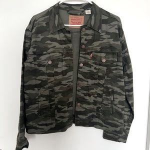 Levi’s camo jean jacket